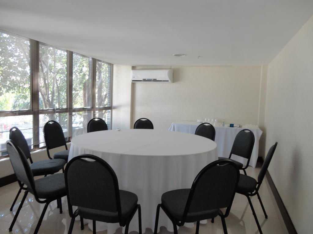 Master Royal - Aeroporto Hotel 3*
